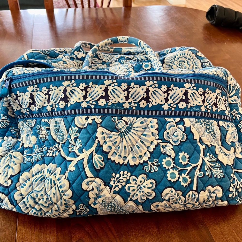 Vera Bradley duffel bag